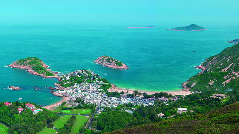 Family-friendly hikes: view from the Dragon's Back Hong Kong