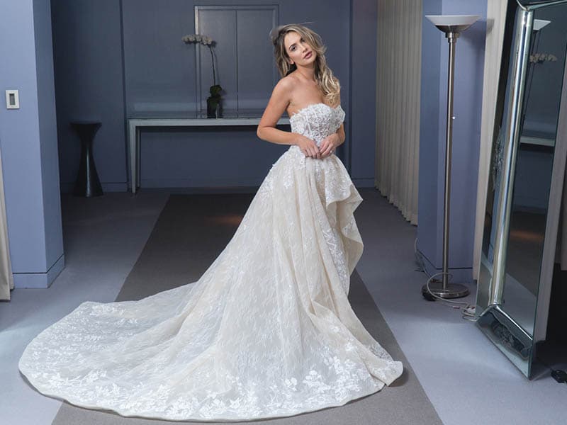 image of rania hatoum Hong Kong wedding dress for wedding dress tips story