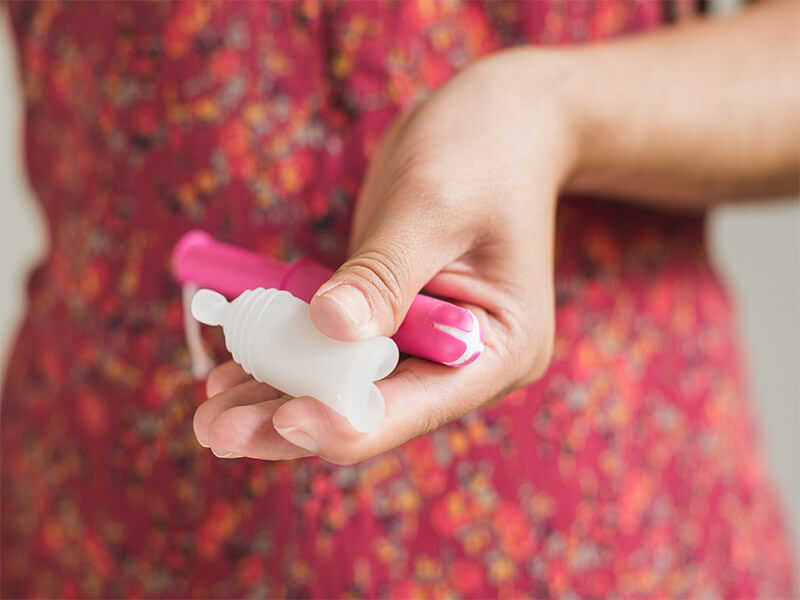 Tampons-and-Menstrual-Cups