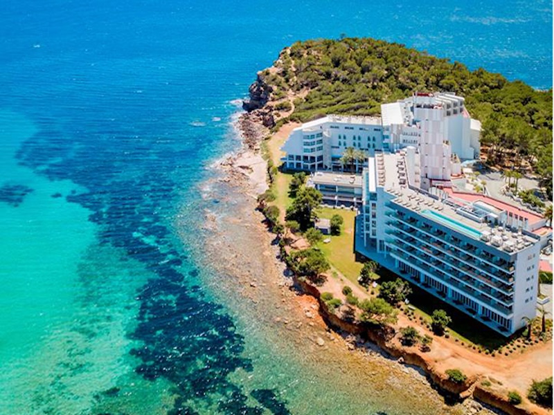 new resorts, Travel destinations 