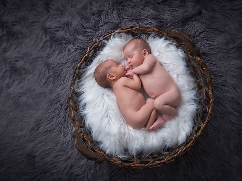 Family photos by Hong Kong photographer Julia Broad -Jules Baby