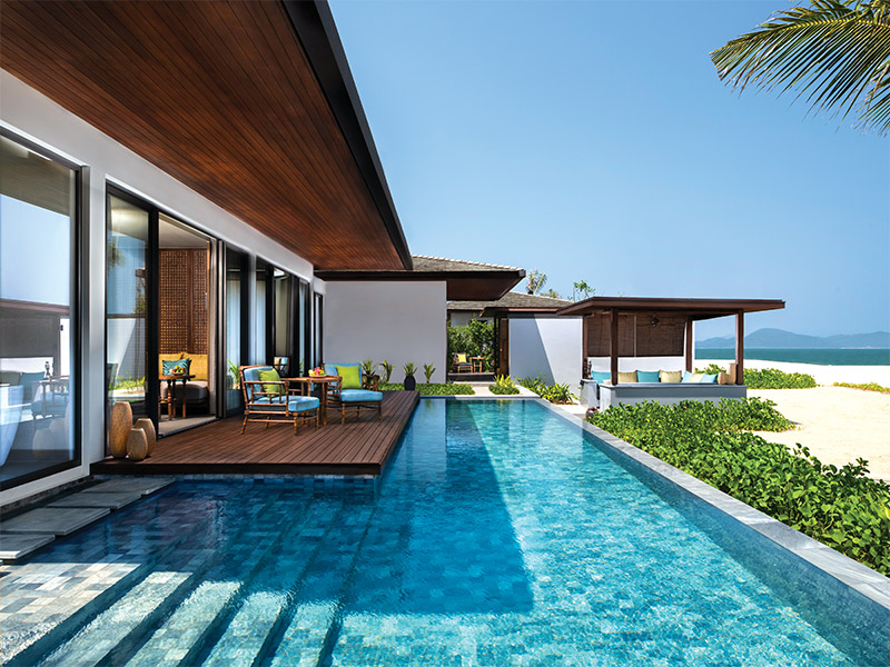 Anantara pool