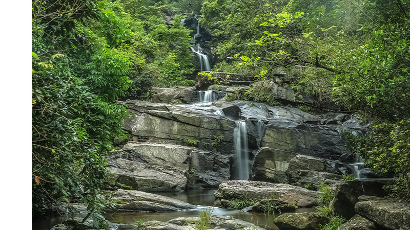Waterfalls in Hong Kong - Bride’s Pool