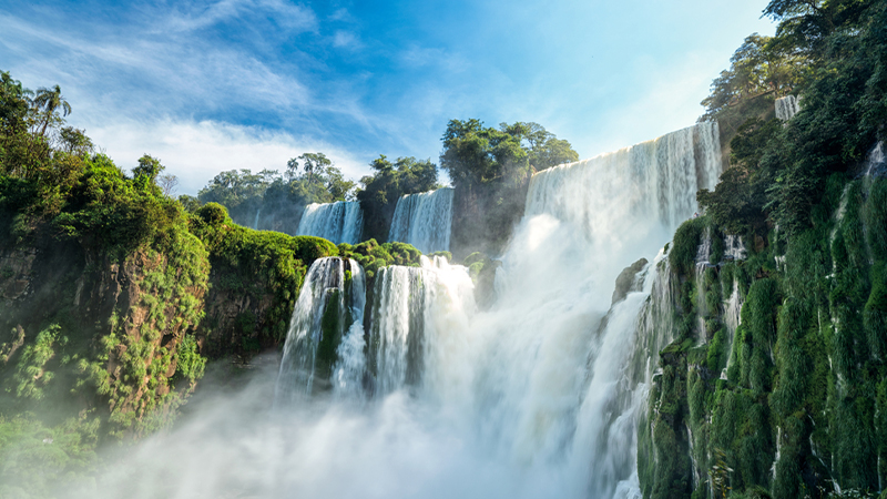 Iguazú Falls waterfalls in the world