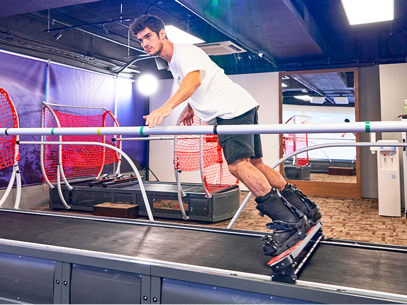 Indoor skiing at Ski Tech HK indoor skiing centre