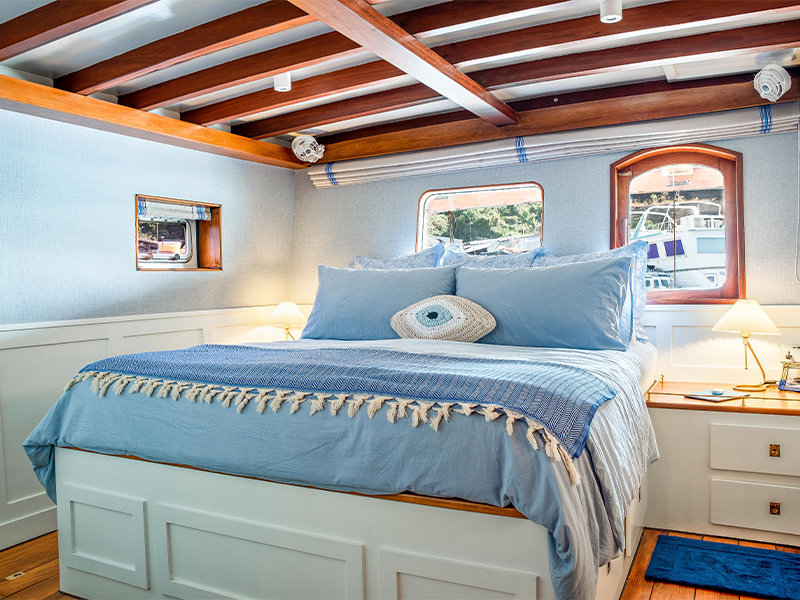 Buying a junk boat in Hong Kong - bedroom