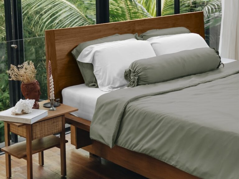 Where to bedroom furniture in Hong Kong, luxury bed linen