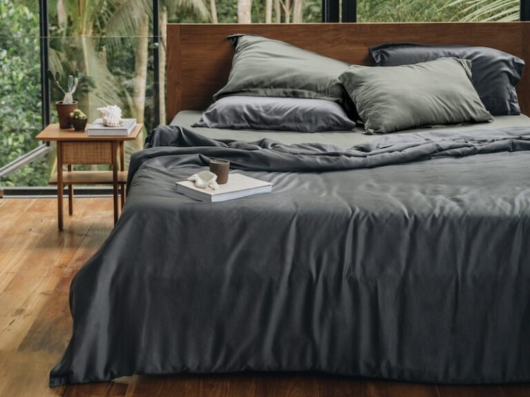 Where to bedroom furniture in Hong Kong, luxury bed linen