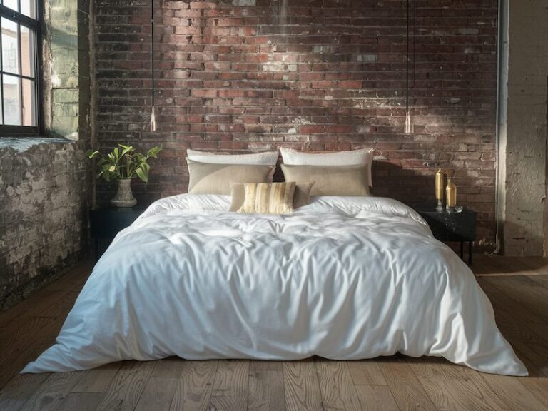 Where to bedroom furniture in Hong Kong, luxury bed linen