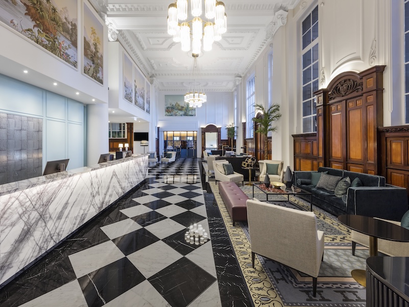 Hotels in Australia Adina
