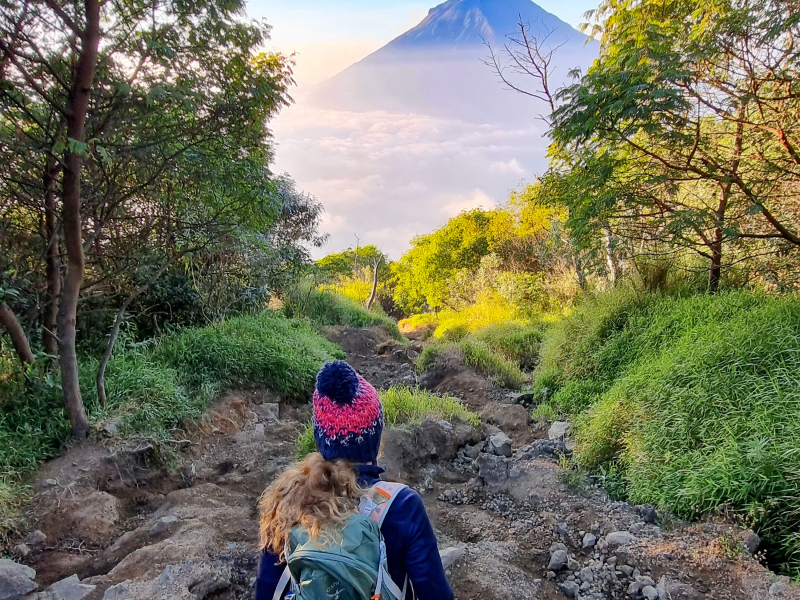 Gunung indonesia hike