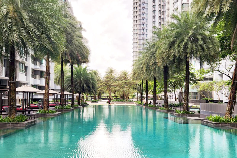 Mont Kiara condo pool in a Kuala Lumpur neighbourhood