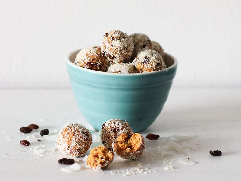 carrot cake bliss balls recipe