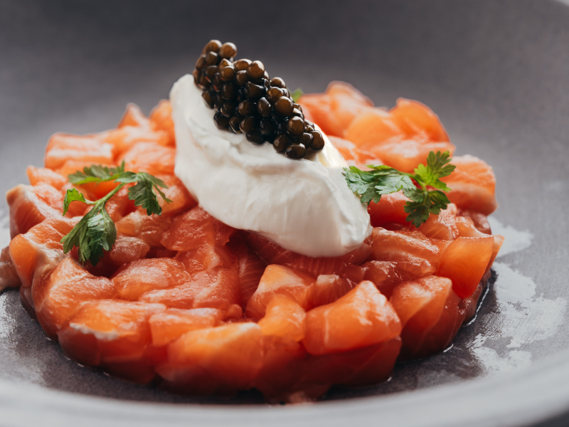 Harbourside Grill - Salmon tartare, crème fraîche, Royal Cristal caviar