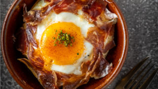 OM Tapas egg