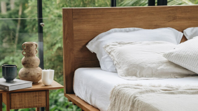 bedsheets in hong kong plus pilllows heveya