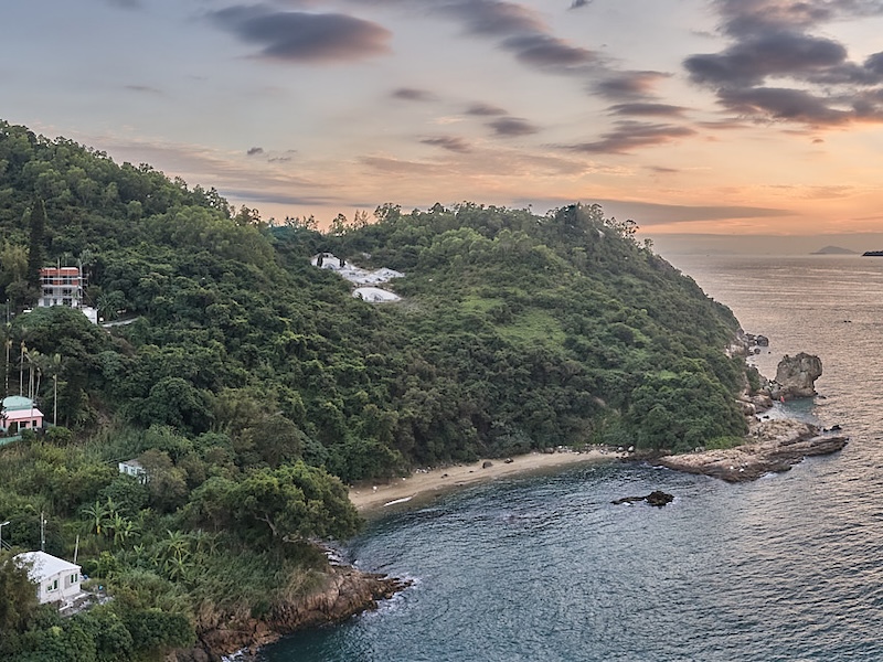 Pak Kok lamma island house