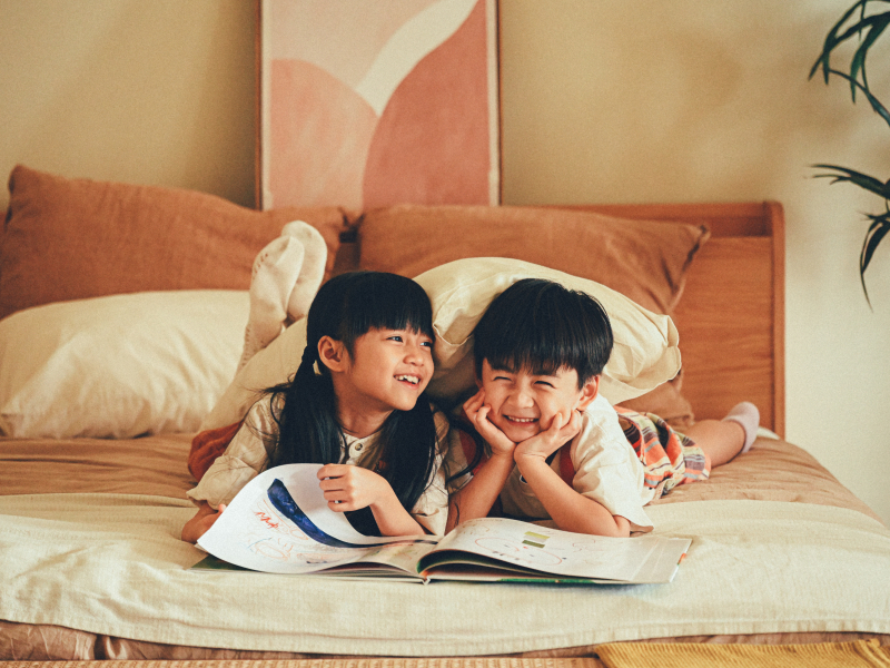 Turn your children's paintings into a keepsake book